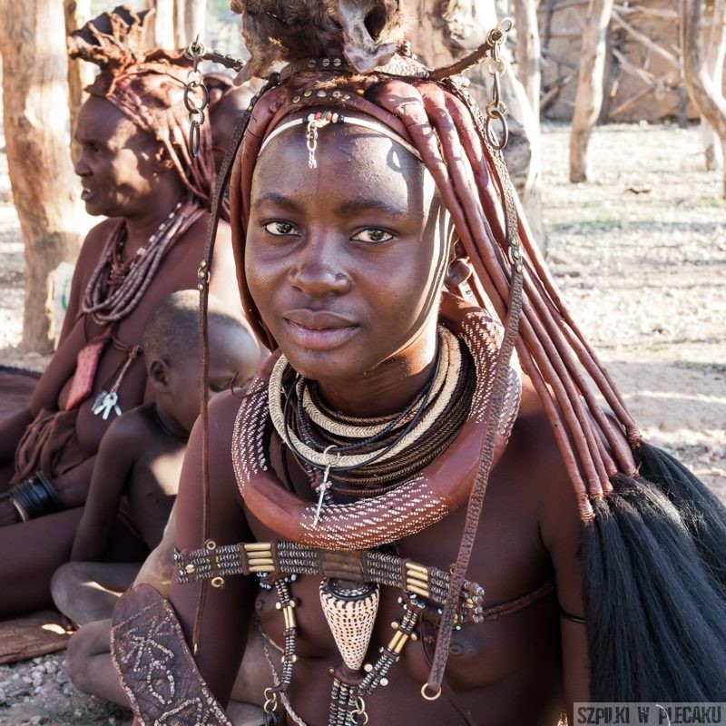 Himba - Namibia - Szpilki w plecaku