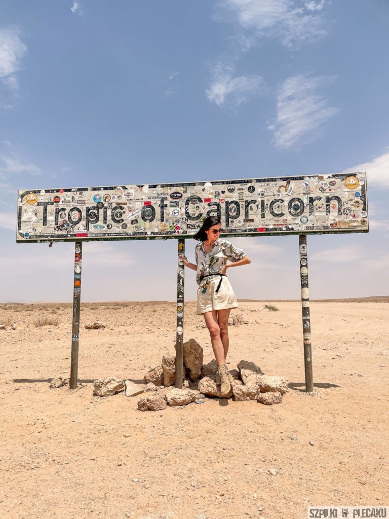 Namibia - Capricorn - Szpilki w plecaku